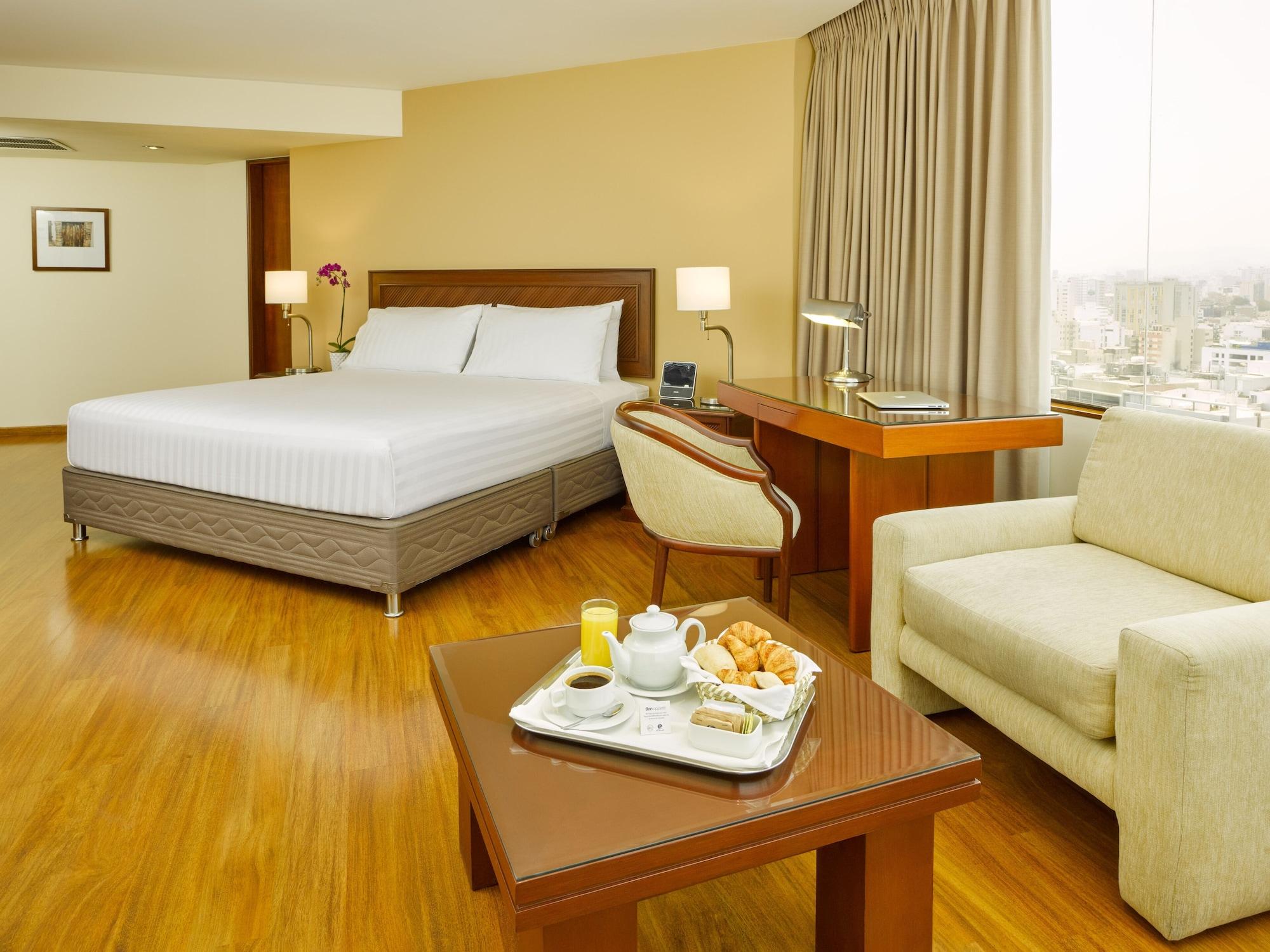 Hotel Estelar Miraflores Ліма Екстер'єр фото